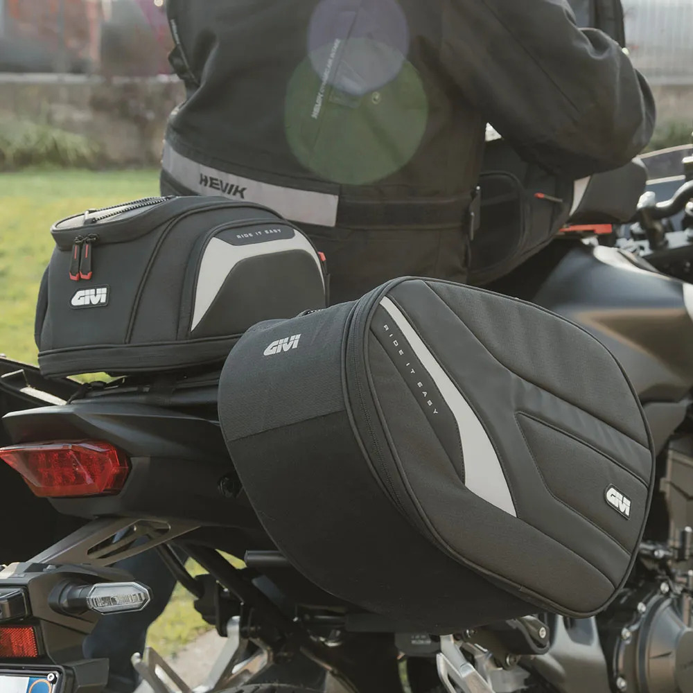 Alforjas Laterales Expandibles Givi Easy10 27/35 Lts Rpm Negro