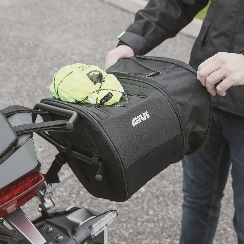 Alforjas Laterales Expandibles Givi Easy10 27/35 Lts Rpm Negro