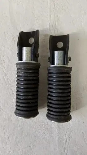 Juego De Pedalines Traseros Suzuki Gn 125 Suzuki En 125