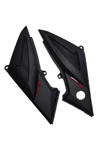 Juego De Cachaa Lateraes  Bajaj Rouser Ns 200 Negro
