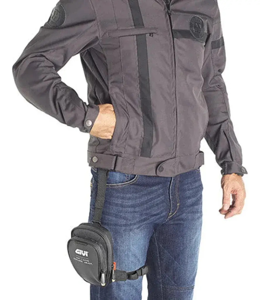 Bolso Impermeable Givi Ea139b Muslera Ajustable Rpm Negro