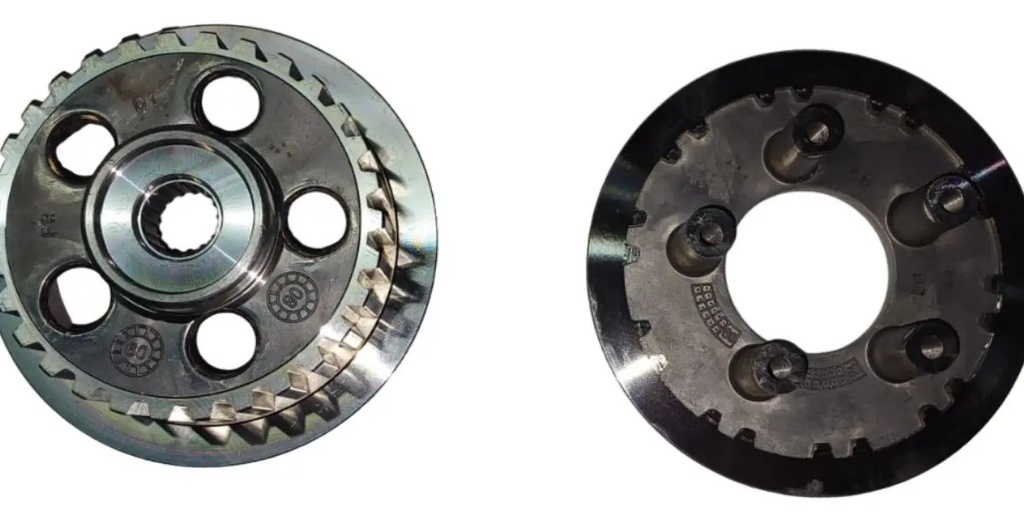 Plato De Presion Centro De Embrague Bajaj Rouser 220 